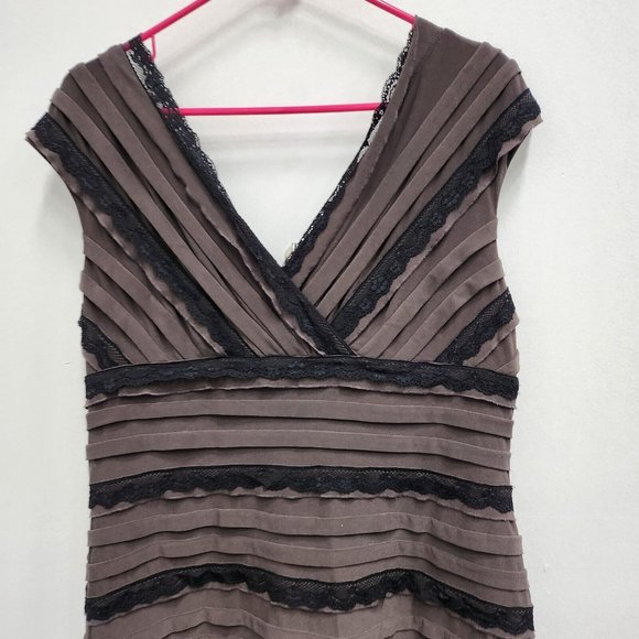 Adrianna Papell Womens Cocktail Dress Size 14 Brown Flat Ruffle Lace Surplice - Picture 3 of 10